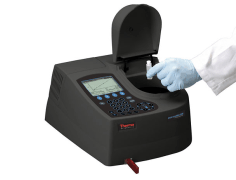 Espectrofotômetro UV-Vis AquaMate 8000